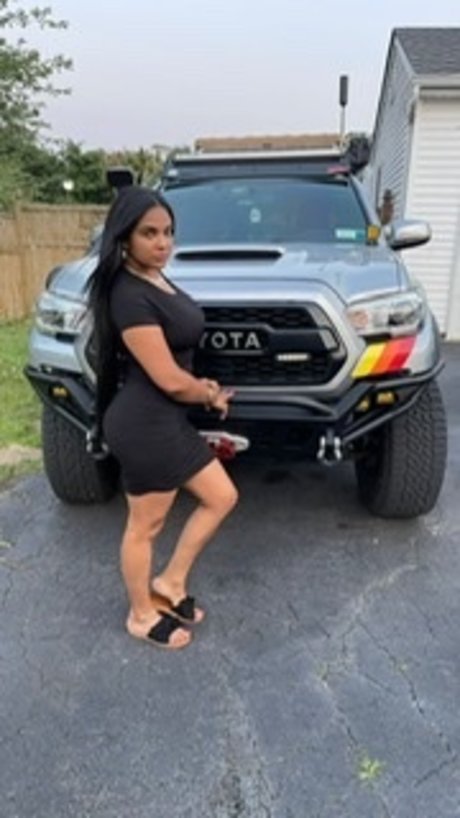 Foto desnuda filtrada de OnlyFans de The Queen 