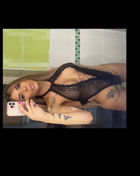 Foto desnuda filtrada de OnlyFans de Nicol Smith