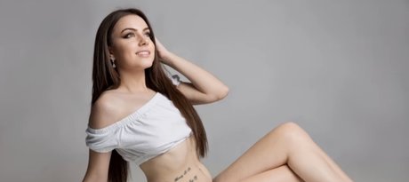 Foto desnuda filtrada de OnlyFans de Nadia L