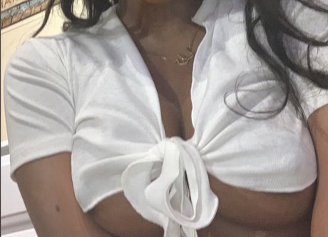 Foto desnuda filtrada de OnlyFans de Lamya Rose