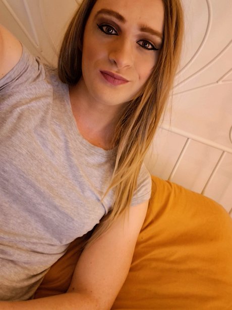 Foto desnuda filtrada de OnlyFans de Sophia