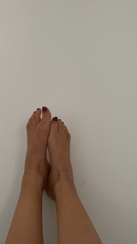 Foto desnuda filtrada de OnlyFans de Juicy Feet
