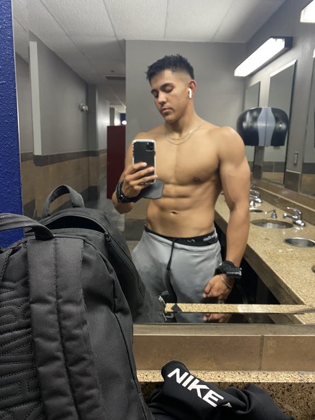 Foto desnuda filtrada de OnlyFans de Paris