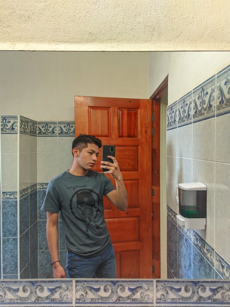 Foto desnuda filtrada de OnlyFans de Manuel38