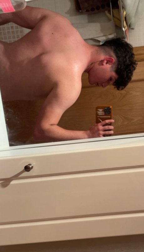 Foto desnuda filtrada de OnlyFans de Parysitooo