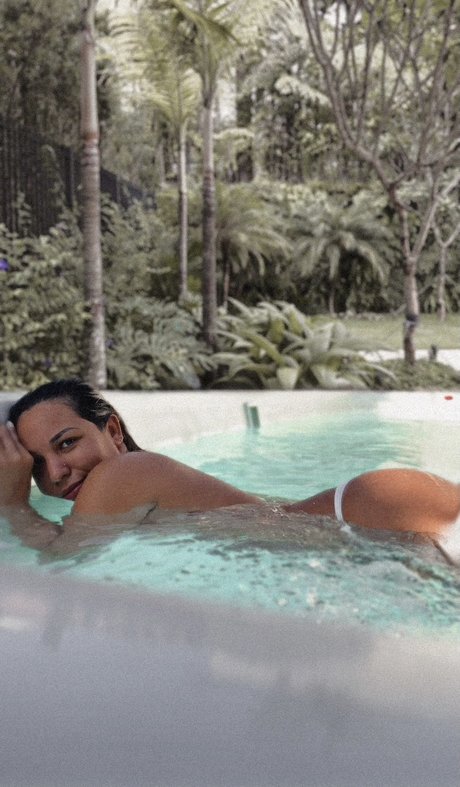Foto desnuda filtrada de OnlyFans de Giulia Manhes