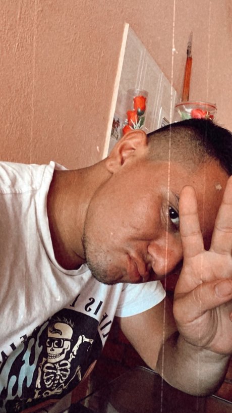 Foto desnuda filtrada de OnlyFans de Hemes220