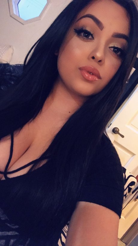 Foto desnuda filtrada de OnlyFans de Karina Marquez