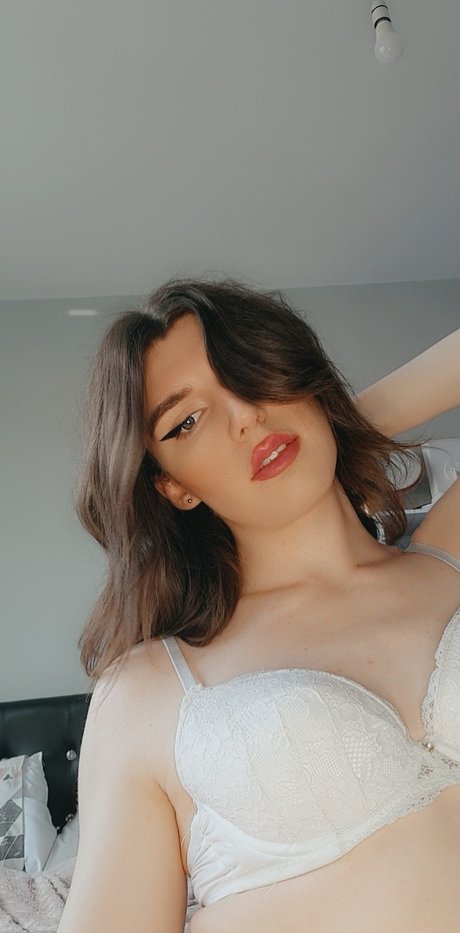Foto desnuda filtrada de OnlyFans de Izzywinterz Free