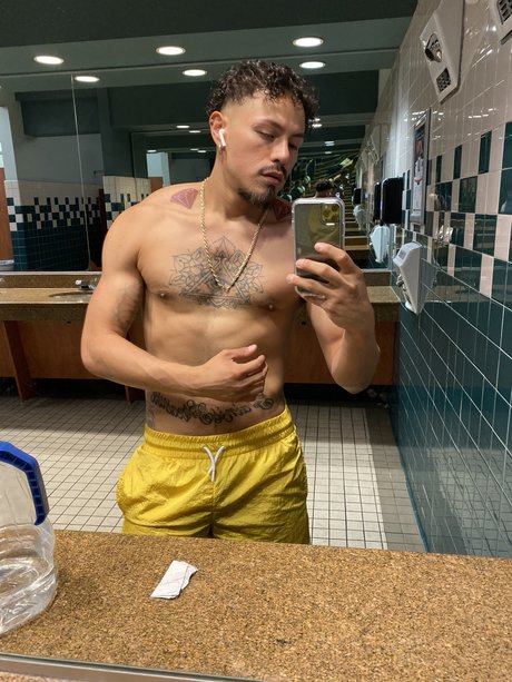 Foto desnuda filtrada de OnlyFans de Head Huncho