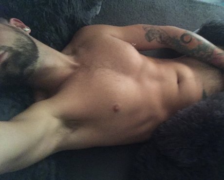 Foto desnuda filtrada de OnlyFans de Lee Michael