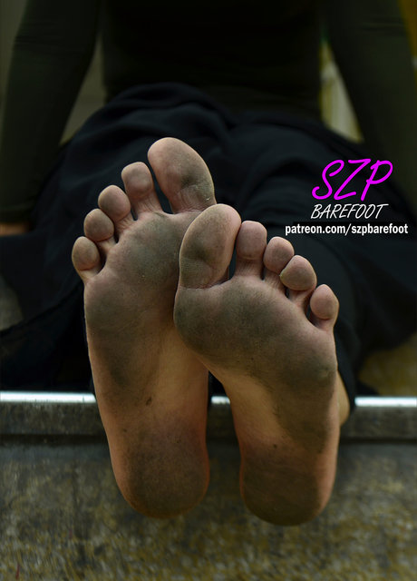 Foto desnuda filtrada de OnlyFans de Szp Barefoot
