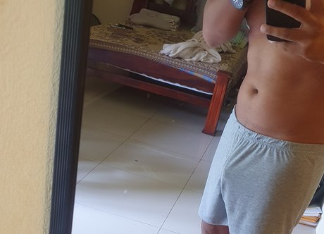 Foto desnuda filtrada de OnlyFans de Gerard