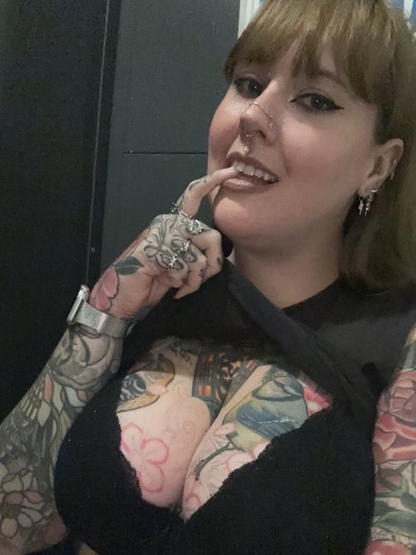 Foto desnuda filtrada de OnlyFans de Dorei Danielle 
