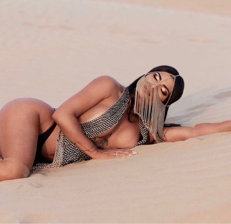 Foto desnuda filtrada de OnlyFans de Imaphrodite