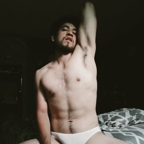 Foto desnuda filtrada de OnlyFans de Wolf Wrestle