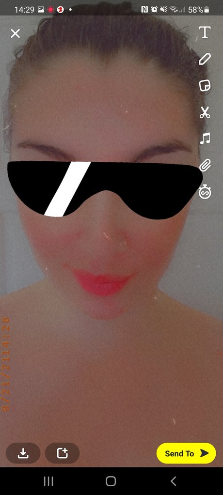 Foto desnuda filtrada de OnlyFans de Masked Mistress 21
