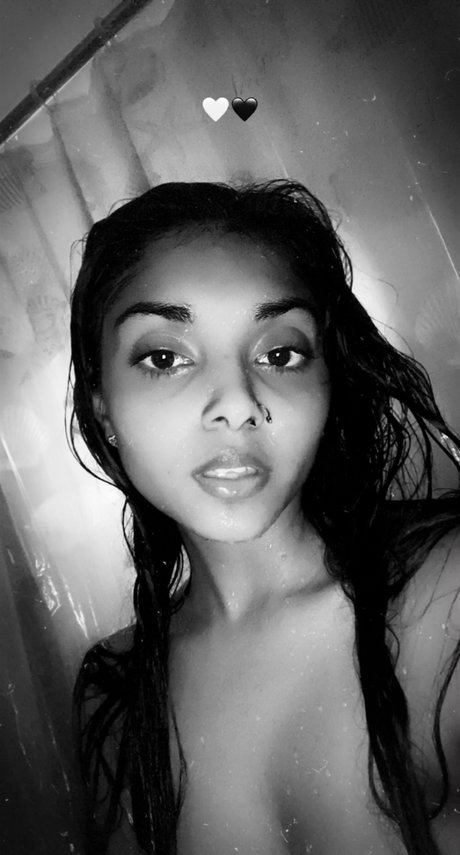 Foto desnuda filtrada de OnlyFans de Kia Malifa 