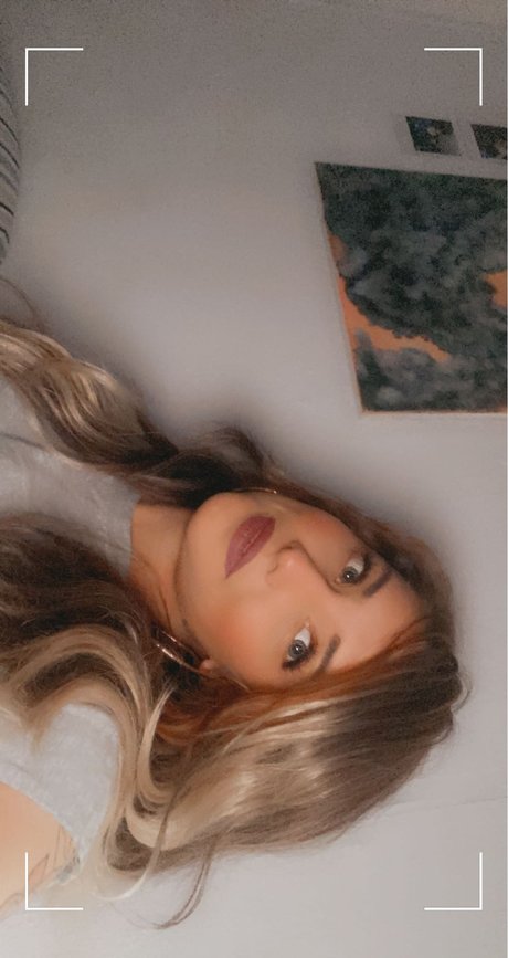 Foto desnuda filtrada de OnlyFans de Hayleigh Kern