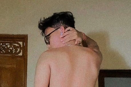 Foto desnuda filtrada de OnlyFans de Nudist Bali