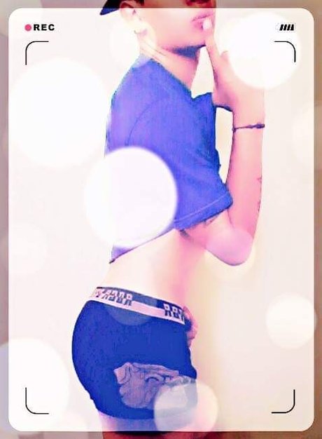 Foto desnuda filtrada de OnlyFans de Autor Alex Barros