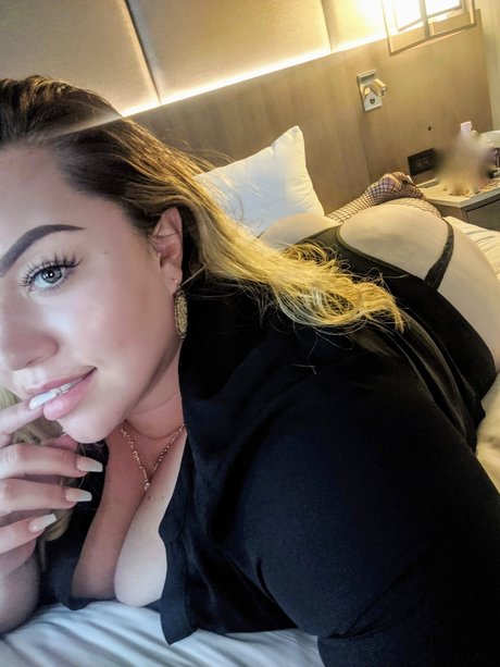 Foto desnuda filtrada de OnlyFans de Sariyah