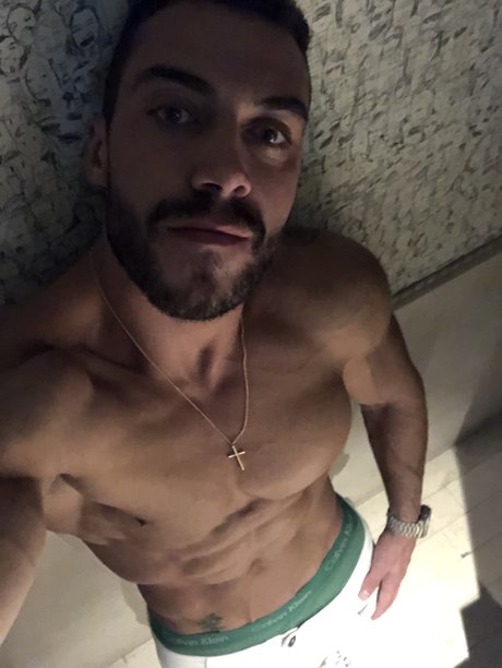Foto desnuda filtrada de OnlyFans de Paulo Moreno