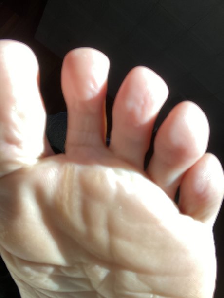 Foto desnuda filtrada de OnlyFans de Feet For You