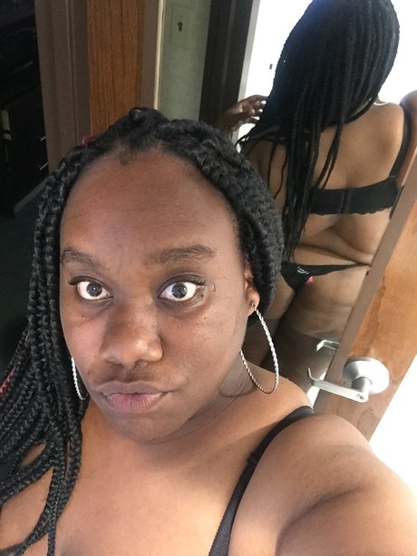 Foto desnuda filtrada de OnlyFans de Phatnympho