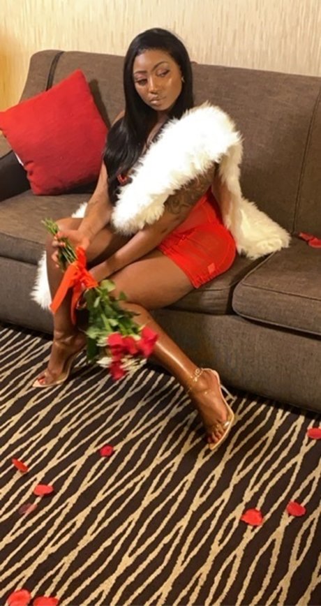 Foto desnuda filtrada de OnlyFans de Yummi