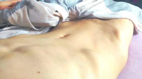 Foto desnuda filtrada de OnlyFans de Ember