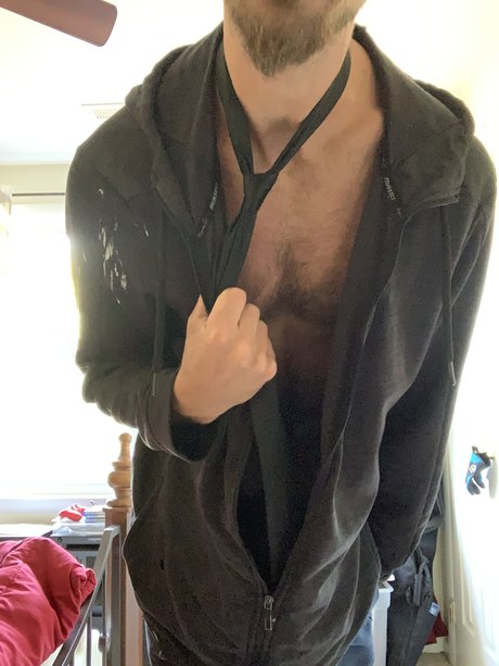 Foto desnuda filtrada de OnlyFans de The Dark Bird Of Light
