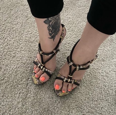 Fabfeetandheels