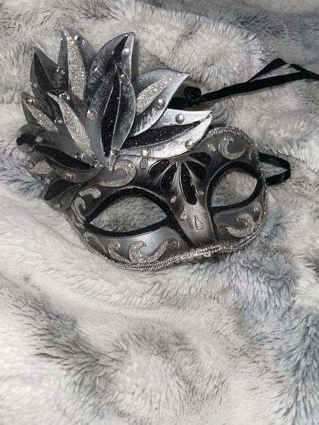 Masquerade Mamas