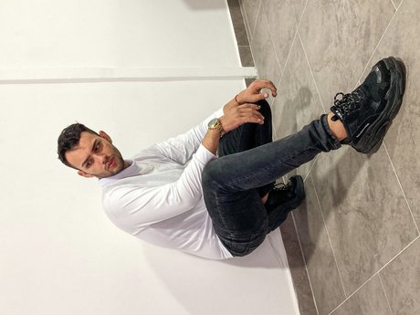 Foto desnuda filtrada de OnlyFans de Cristian Carrascal