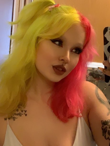 Foto desnuda filtrada de OnlyFans de Cambria Marie