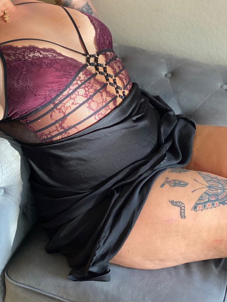 Foto desnuda filtrada de OnlyFans de Bay Bee