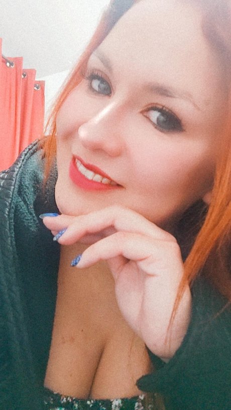 Foto desnuda filtrada de OnlyFans de Carolinitis