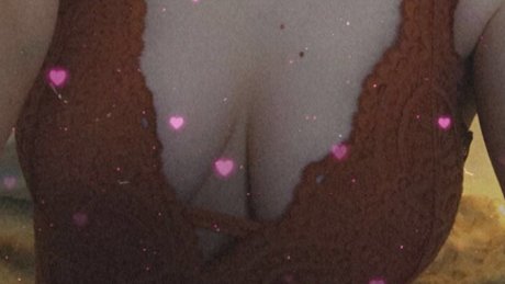 Foto desnuda filtrada de OnlyFans de Katana Kitty