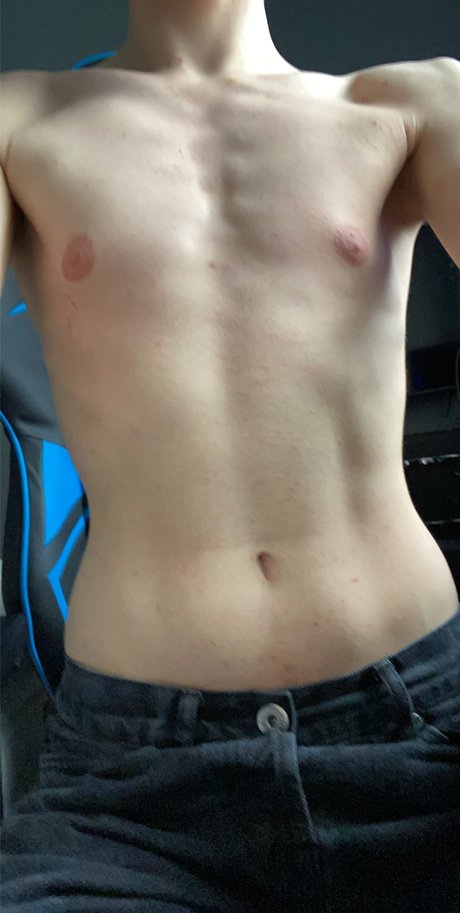 Foto desnuda filtrada de OnlyFans de Brad Psico