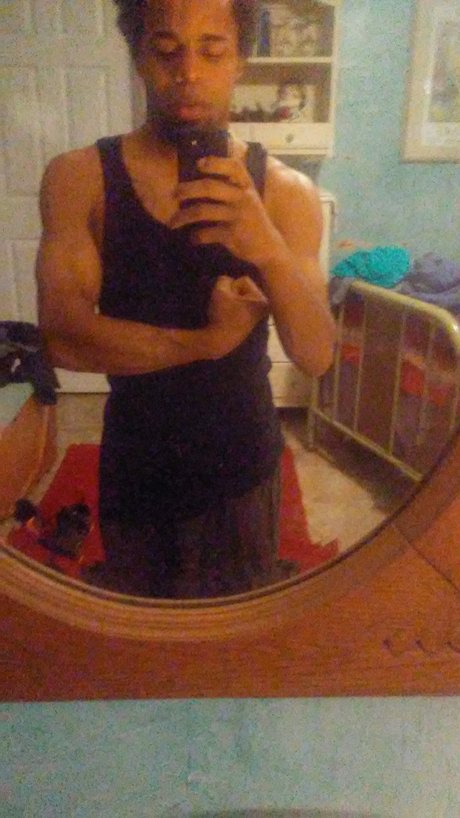 Foto desnuda filtrada de OnlyFans de Lucky Dash
