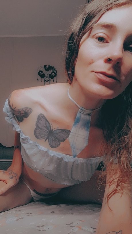Foto desnuda filtrada de OnlyFans de Misfit