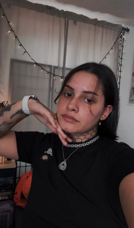 Foto desnuda filtrada de OnlyFans de A