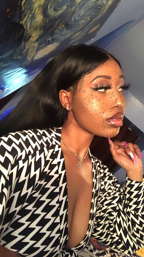 Foto desnuda filtrada de OnlyFans de Princess B