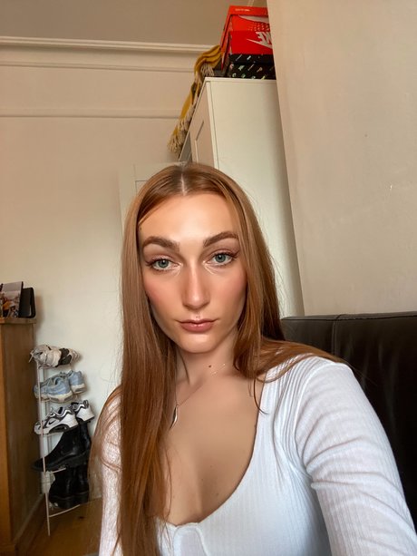 Foto desnuda filtrada de OnlyFans de Georgia