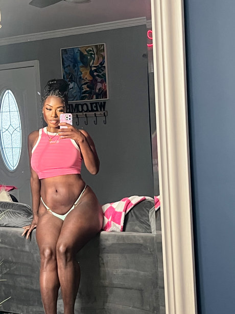 Foto desnuda filtrada de OnlyFans de Peppa Love 