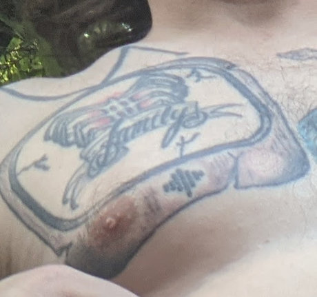 Foto desnuda filtrada de OnlyFans de Johnny Pegged