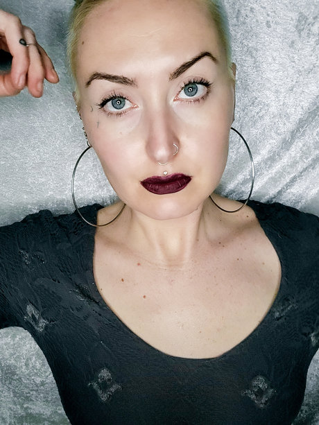 Foto desnuda filtrada de OnlyFans de Domina Sasha Beverly
