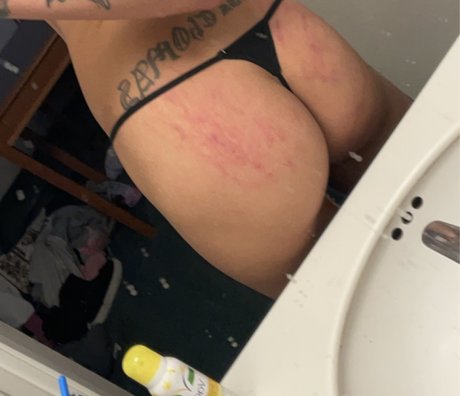 Foto desnuda filtrada de OnlyFans de Mimis Sexi Body 