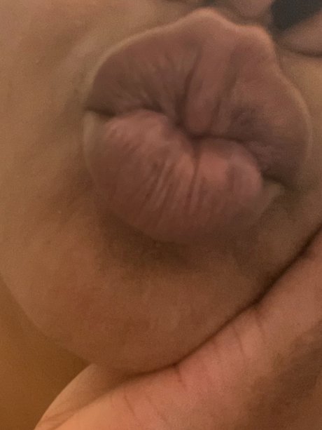 Foto desnuda filtrada de OnlyFans de Queen